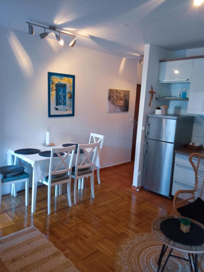 Apartman Vesna 2 Persons Njivice Buitenkant foto